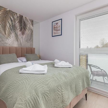 Apartament Swinoujscie Port By Renters Apartment ภายนอก รูปภาพ